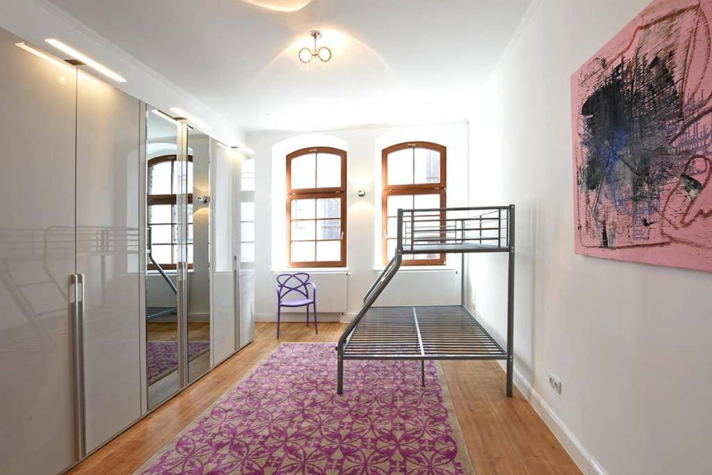 6,5 Luxury Room Apartment - Central Zwickau - 3 Bedrooms - 2 Bathrooms ภายนอก รูปภาพ