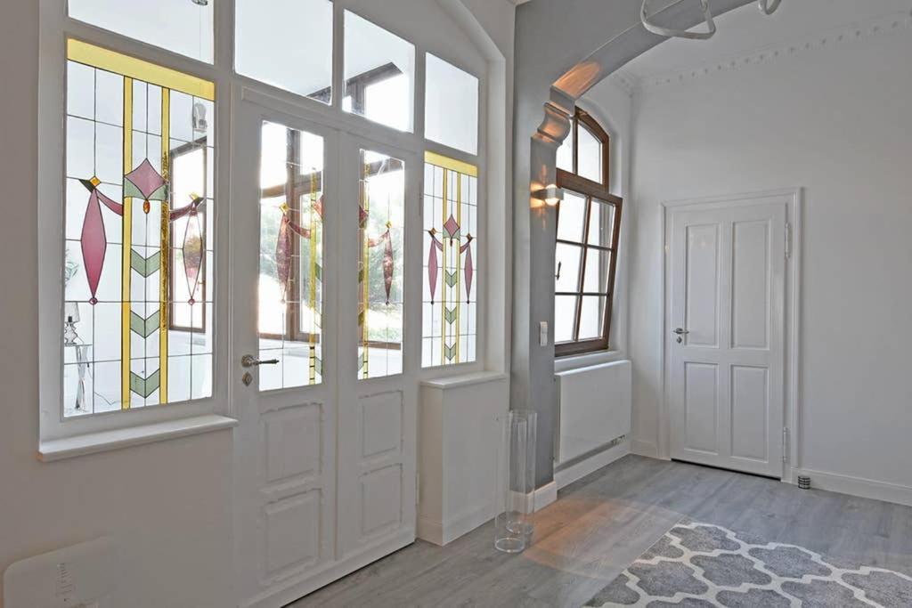 6,5 Luxury Room Apartment - Central Zwickau - 3 Bedrooms - 2 Bathrooms ภายนอก รูปภาพ