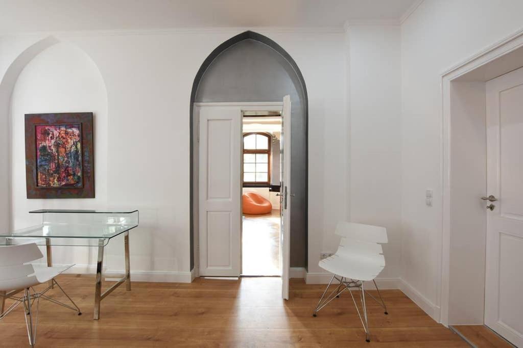 6,5 Luxury Room Apartment - Central Zwickau - 3 Bedrooms - 2 Bathrooms ภายนอก รูปภาพ